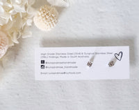 Bezel Hibiscus Pink Silver Stud - Luna + Mae