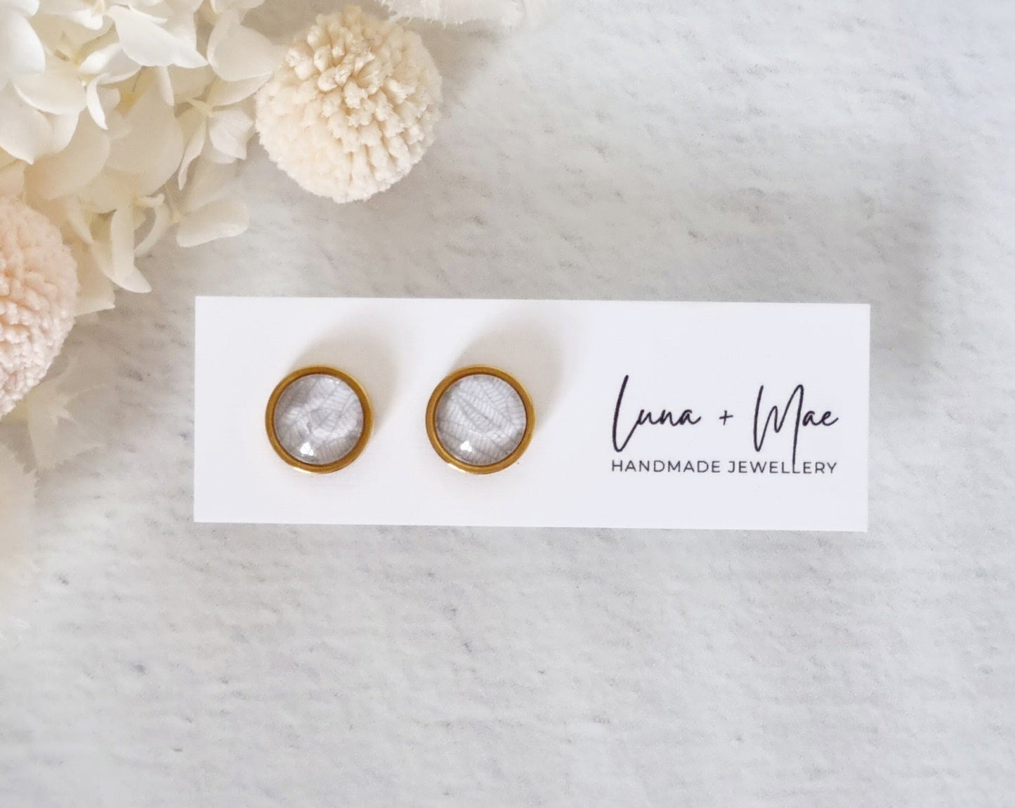 Bezel White Leaf Gold Stud - Luna + Mae