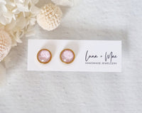 Bezel Pink Feather Gold Stud - Luna + Mae