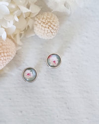 Bezel Hibiscus Pink Silver Stud - Luna + Mae