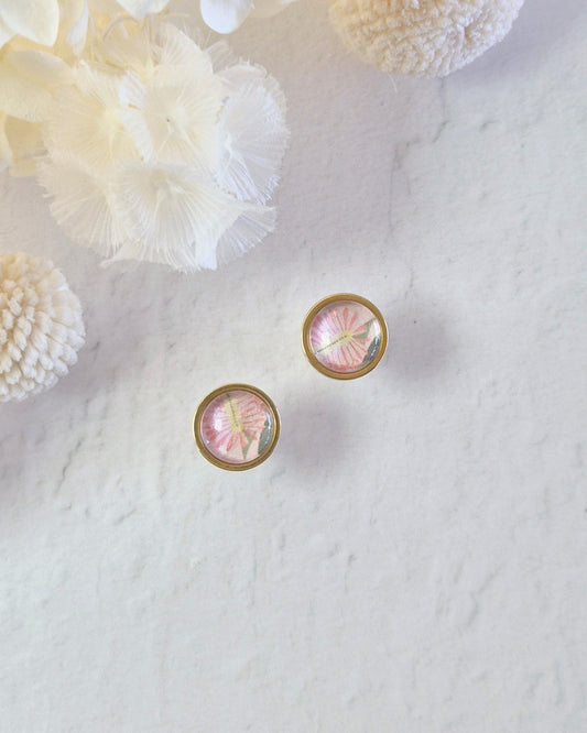 Bezel Pink Wattle Gold Stud #3